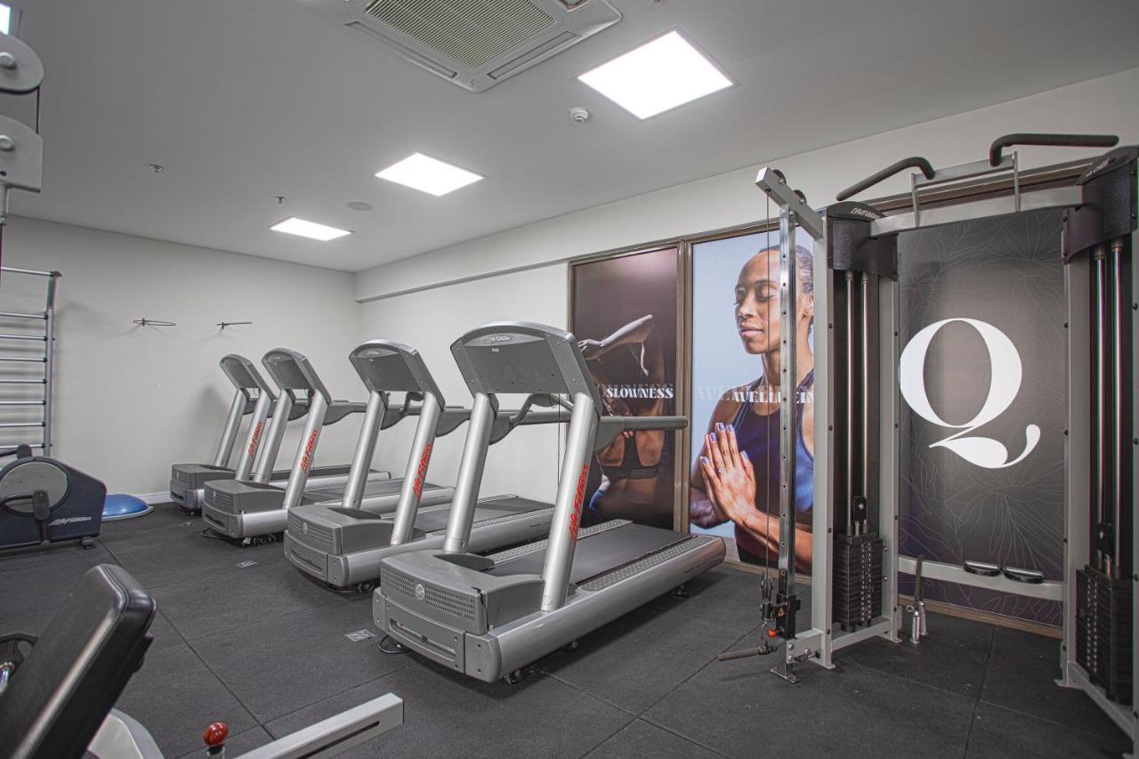 Qoya Hotel Curitiba, Curio Collection By Hilton Luaran gambar The gym at the Q1