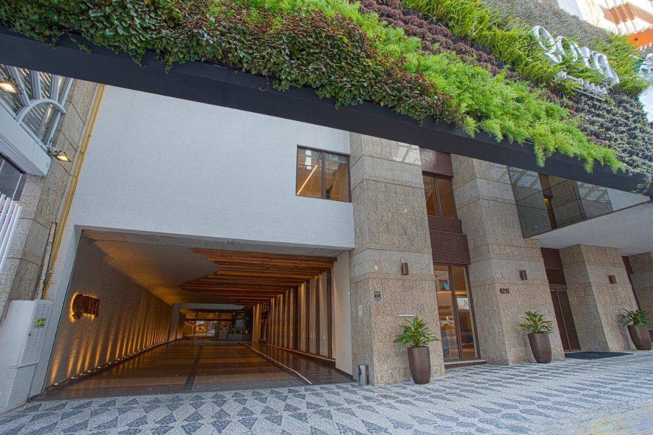 Qoya Hotel Curitiba, Curio Collection By Hilton Luaran gambar Entrance