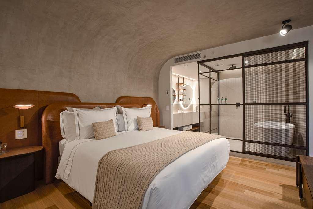 Qoya Hotel Curitiba, Curio Collection By Hilton Bilik gambar Deluxe Room