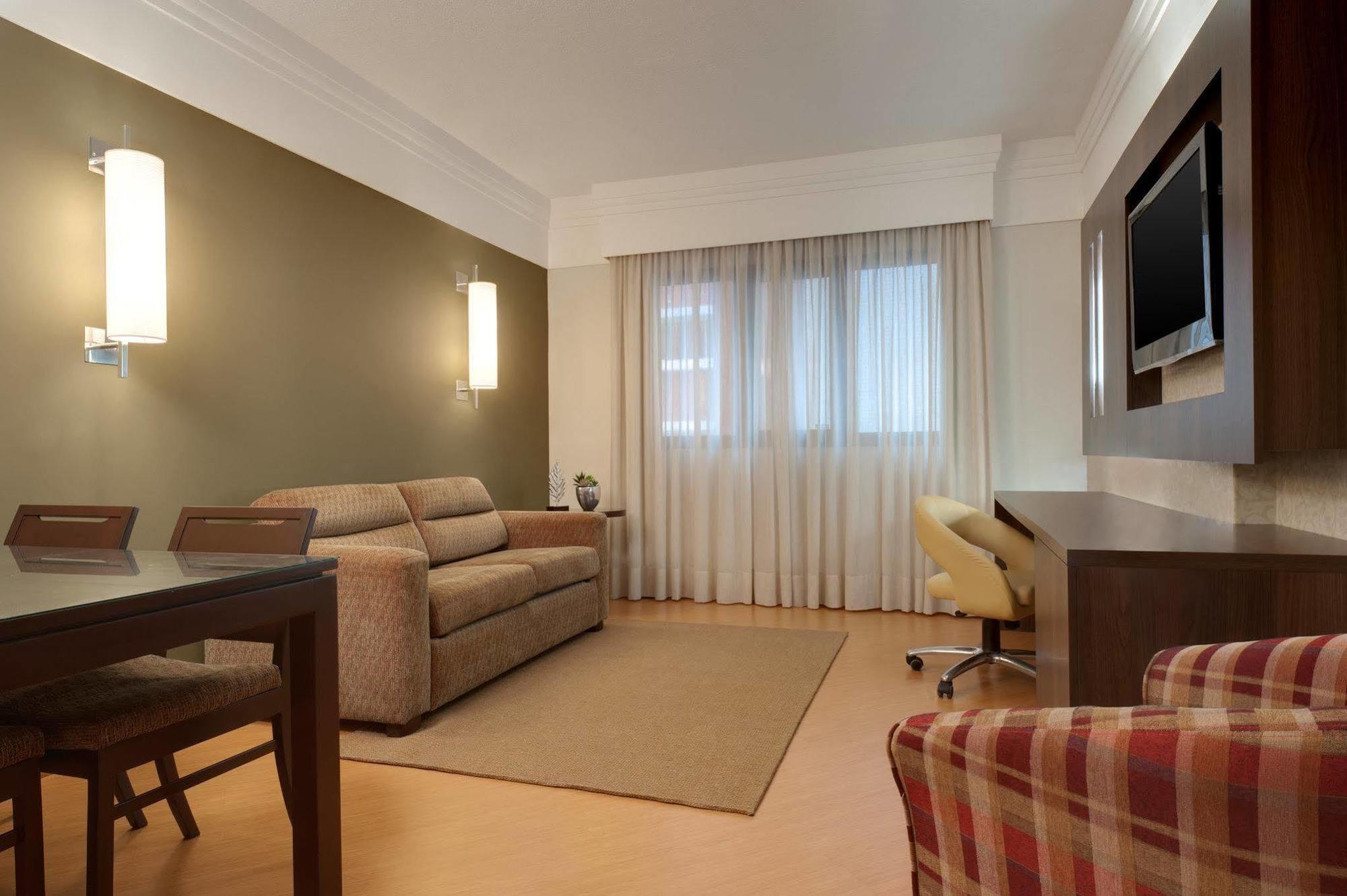 Qoya Hotel Curitiba, Curio Collection By Hilton Luaran gambar
